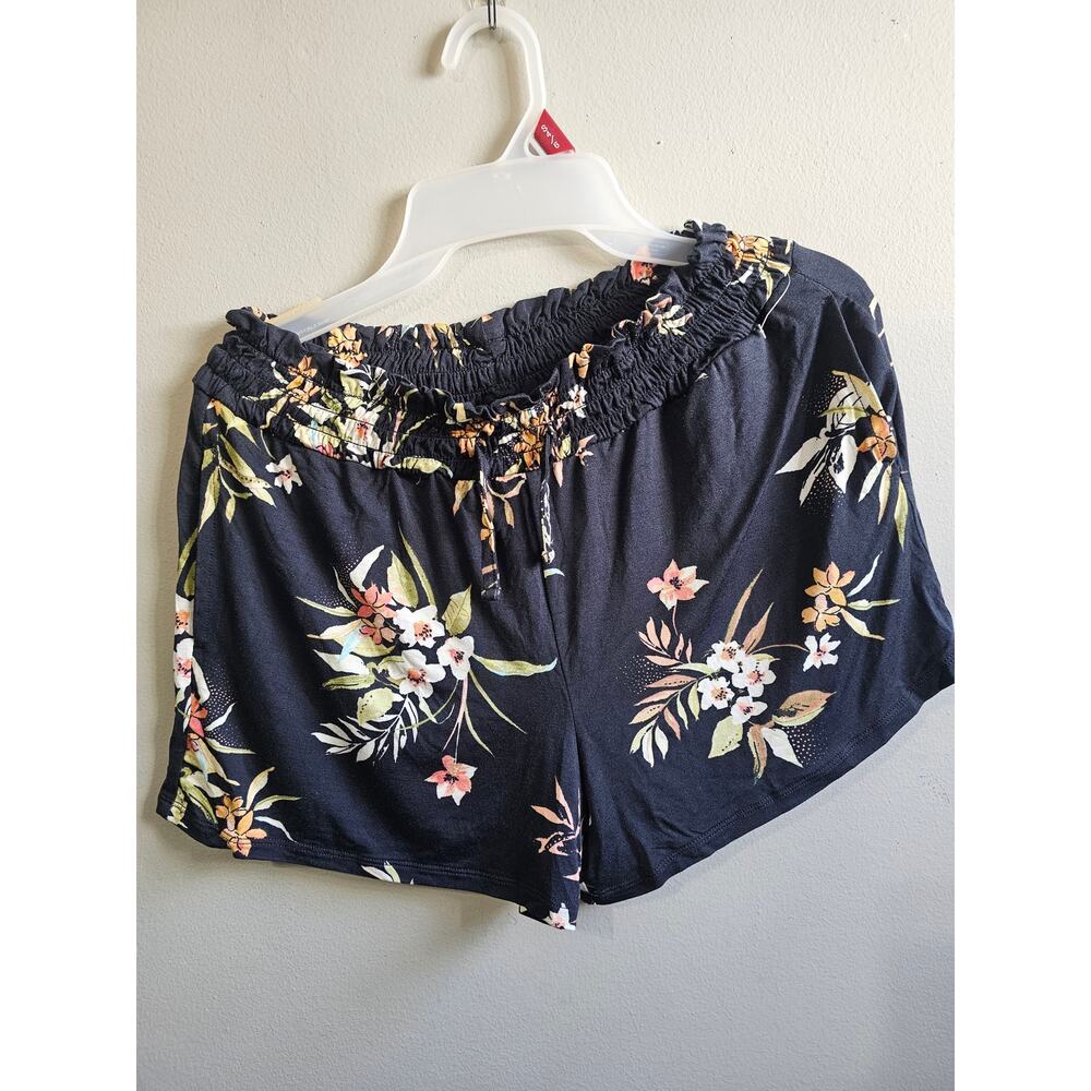 Bixby Nomad Waist Knit Shorts for Girls size 16-18 XL Black with Flower Pattern